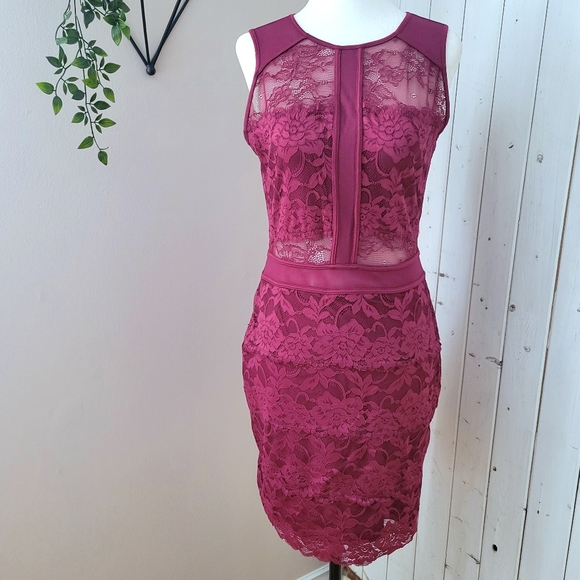 GUESS | SEXY BODYCON DRESS lace medium - Picture 2 of 12